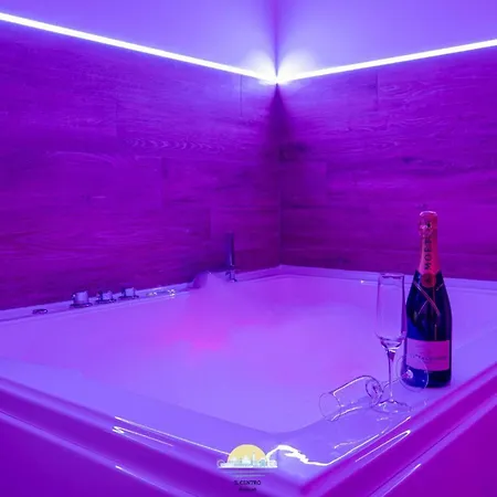 Jacuzzi - Il Centro Luxury Lägenhet *
